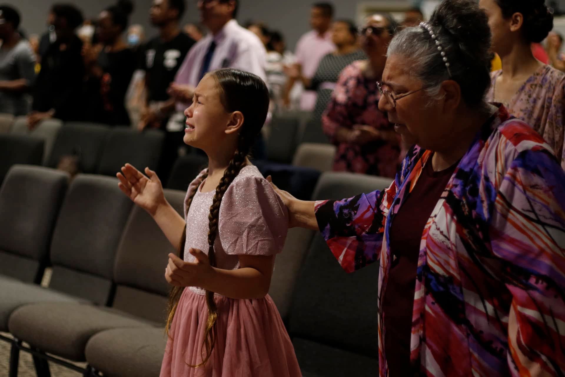 Worship at The Pentecostal Church of San Benito
